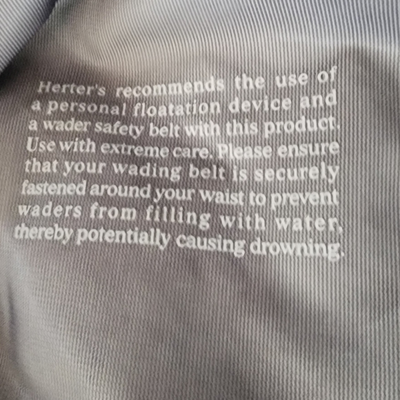 Herters Camouflage Chest Waders Size 9R Thinsolate Insulation BENIFITS CHARITY - Picture 7 of 8